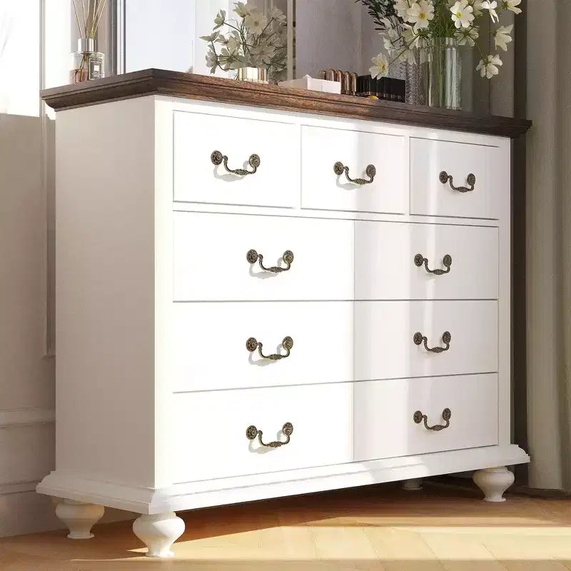 Commode à 9 tiroirs avec poignées métalliques – Meuble de rangement en bois pour chambre ou salon