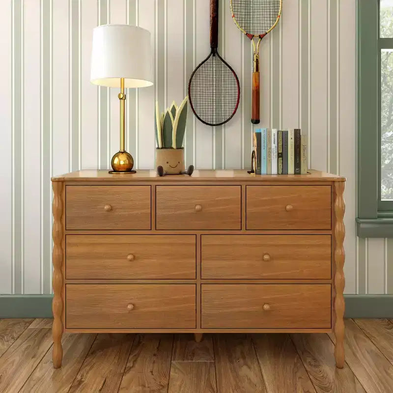 Commode enfant à 7 tiroirs en pin massif avec pieds fuseau et poignées rondes – 52" L x 18.5" P x 33.5" H