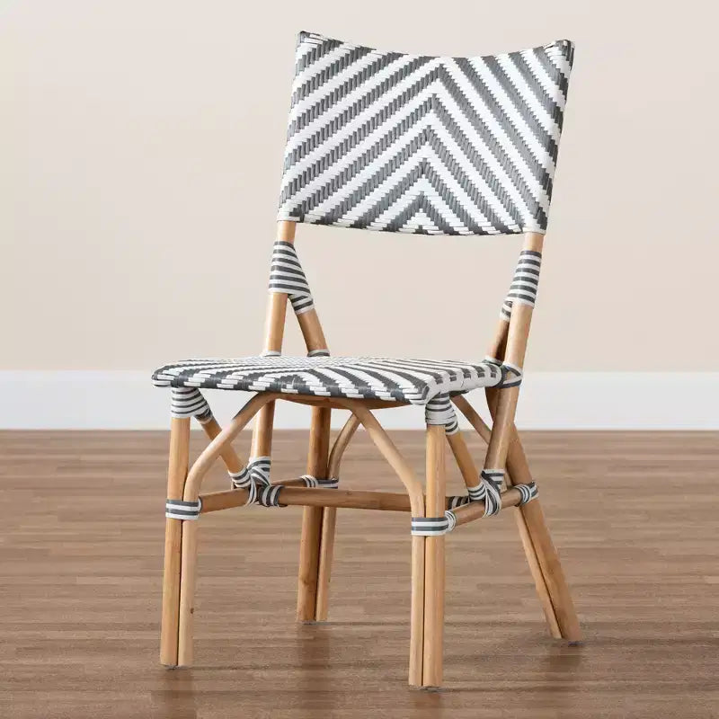 Chaise de salle à manger en rotin style bistrot français avec assise tressée et dossier incurvé – 48 cm L x 59 cm P x 88 cm H